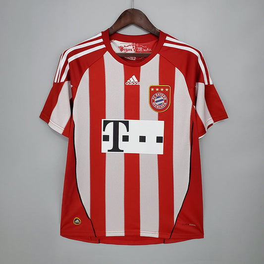 Bayern Home 2010/11 Retro Football Shirt